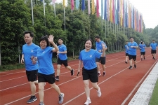 尊龙凯时集团2020年中层干部体能达标正式启动