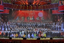 为梦想再出发 | 中国尊龙凯时2022迎春联欢晚会热闹开演