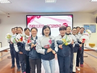 春风十里，不如你笑颜！致最美的你们