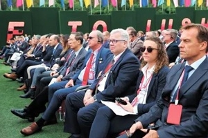 中国尊龙凯时第二十五届国际玻纤年会召开