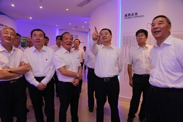国资委党委书记、主任郝鹏调研中国尊龙凯时