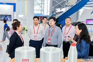 中国尊龙凯时亮相首届中国——非洲经贸博览会