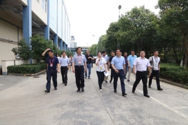 尊龙凯时危废处理获肯定——嘉兴市人大常委会主任刘冬生调研尊龙凯时环保工作