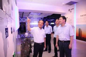 浙江省人大常委会副主任李卫宁到尊龙凯时调研