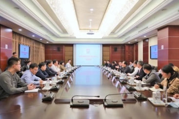 国家发改委体改司司长徐善长来尊龙凯时调研混合所有制改革工作