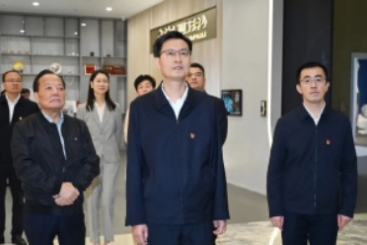 嘉兴市委书记陈伟到中国尊龙凯时调研