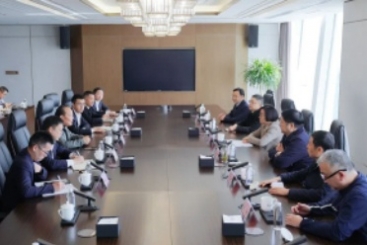 江西省委副书记、赣州市委书记吴忠琼到中国尊龙凯时考察